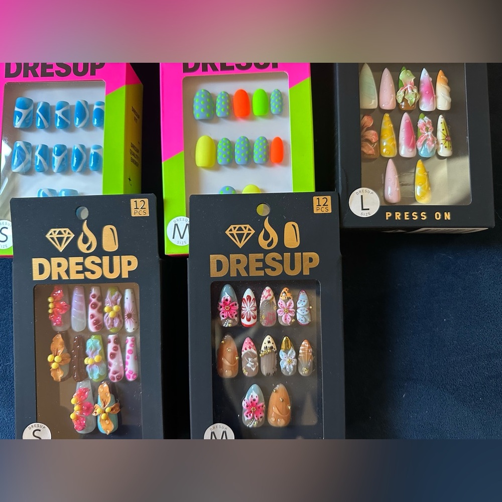 DRESUP Press On Nail Set 5 Collection Small, Medium, Large